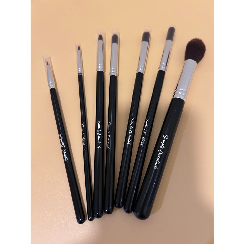 Simply Essentials 7 Pc Professional Makeup Brush Set Black Silver New